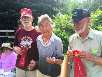 This year, Dennis Allen (2 nd place) Howard Hansen (2 nd place) David Henningsen and Elizabeth Wiedmer (1 st and only place at 92!) participated.