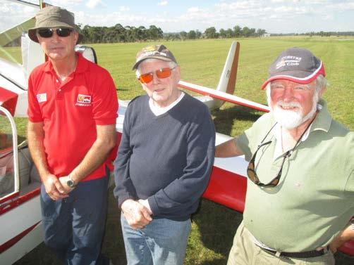 Phillip Brown, Athol Holtham and John McCorquodale The Hunter Valley Gliding Club planned a full week of gliding to celebrate their 50 th year, and coupled
