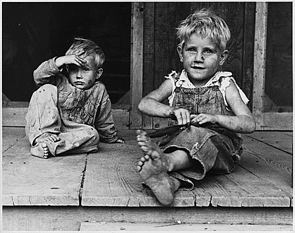 GAP BETWEEN RICH & POOR Photo by Dorothea Lange The gap between rich & poor widened The wealthiest 1% - income