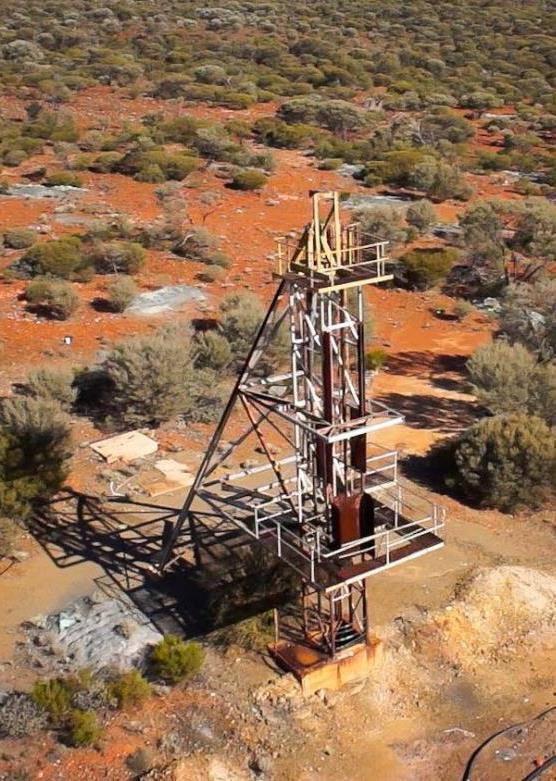 INVESTMENT HIGHLIGHTS First company to consolidate the East Menzies goldfield, providing necessary scale for targeted exploration Extensive land holding (154km 2 ) in an historically prospective
