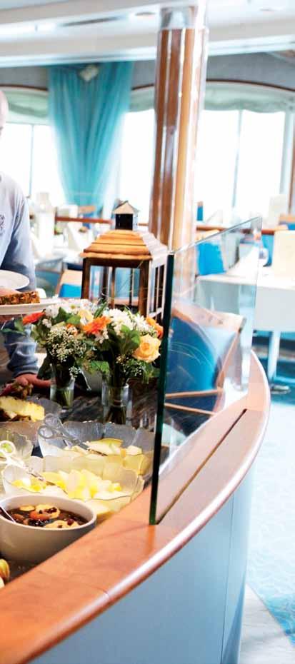 Photo: Pål Rødahl Food on board Local food & talented chefs A journey on Hurtigruten is not only a feast for your eyes. Your taste buds can anticipate mouth-watering experiences along the coast too.