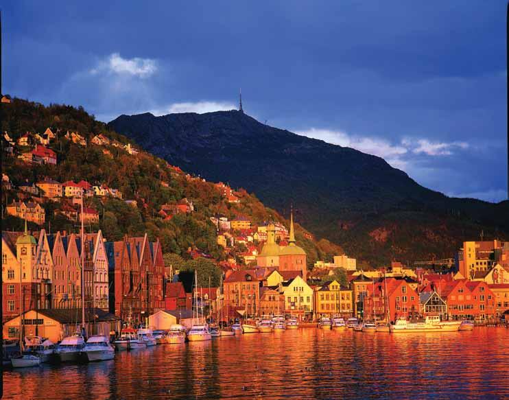 12, 11, 7 and 6 days Day by Day Itinerary day by day itinerary Discover the ever-changing beauty of Norway s coastline Photo: Bergen Tourist Board / Willy Haraldsen Day 1 Start the voyage in the