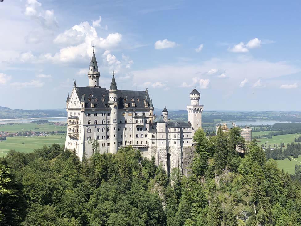 I travelled to Munich the last weekend before I left Germany. I visited the Neuschwanstein castle, built by the mad king Ludwig II. It was the highlight of my entire trip to Europe.