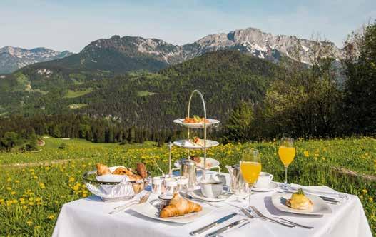 STAR & REGION MEETS BERCHTESGADEN KITCHEN PARTY 11 October 2018, 18:30 Take a peek over the shoulders of Executive Chef Thomas Walter and awarded Chef Ulrich Heimann as they prepare regional