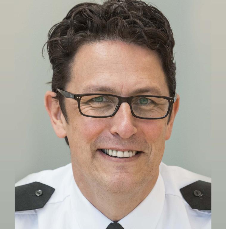 Introduction SUPERINTENDENT ALLAN GREGORY Sub-Divisional Commander Midlands CONTACT DETAILS T: 8 39 E: Allan.Gregory@btp.pnn.police.