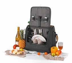 TK1008 - Trekk Four Person Picnic Set Manufactured from modern 600D woven polyester with contrasting