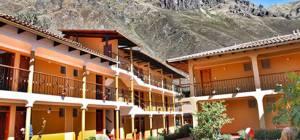 Hotel Ruinas Situated in the real heart of Cusco, Hotel Ruinas is just two blocks from the city s main square and close to the Santo Domingo Church.