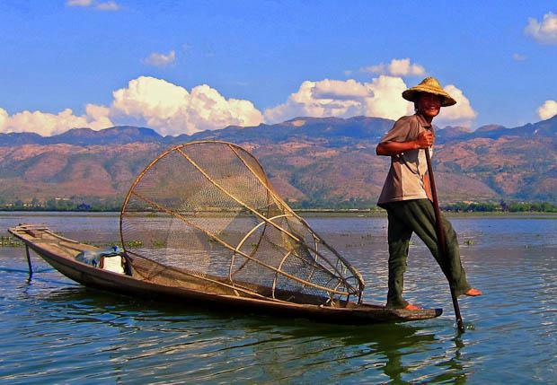 THE ECO-TOUR One heart. One lake. Only Inle.