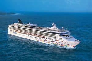 Golden Princess Year Built: 2001 Size: 109,000 tons Passengers: 2,600 Sapphire Princess Year Built: 2004 Size: 115,875 tons Passengers: 2,670 Norwegian Cruise Line NCL is known