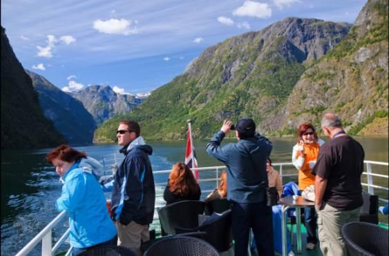One-way tours or roundtrips including shuttle bus one-way. Tour facts: Season: All year Duration: 2 4 hours Departure from: Flåm and Gudvangen Departure time: Several, see timetables.