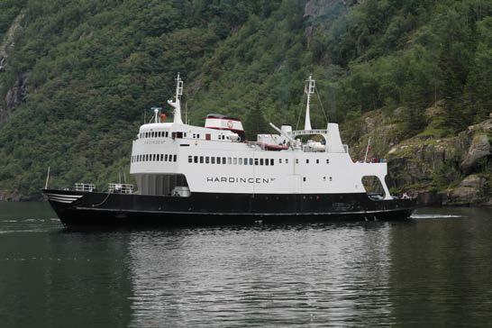 VESSELS ON FJÆRLANDSFJORD FJORD LADY Passengers only Total capacity: 97 passengers Wheelchair access on lower
