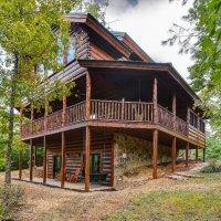 Luxury Log Cabin 2 King Suites ~Smoky Cove Resort~ Summary Luxury 2 or 4 bedroom cabin