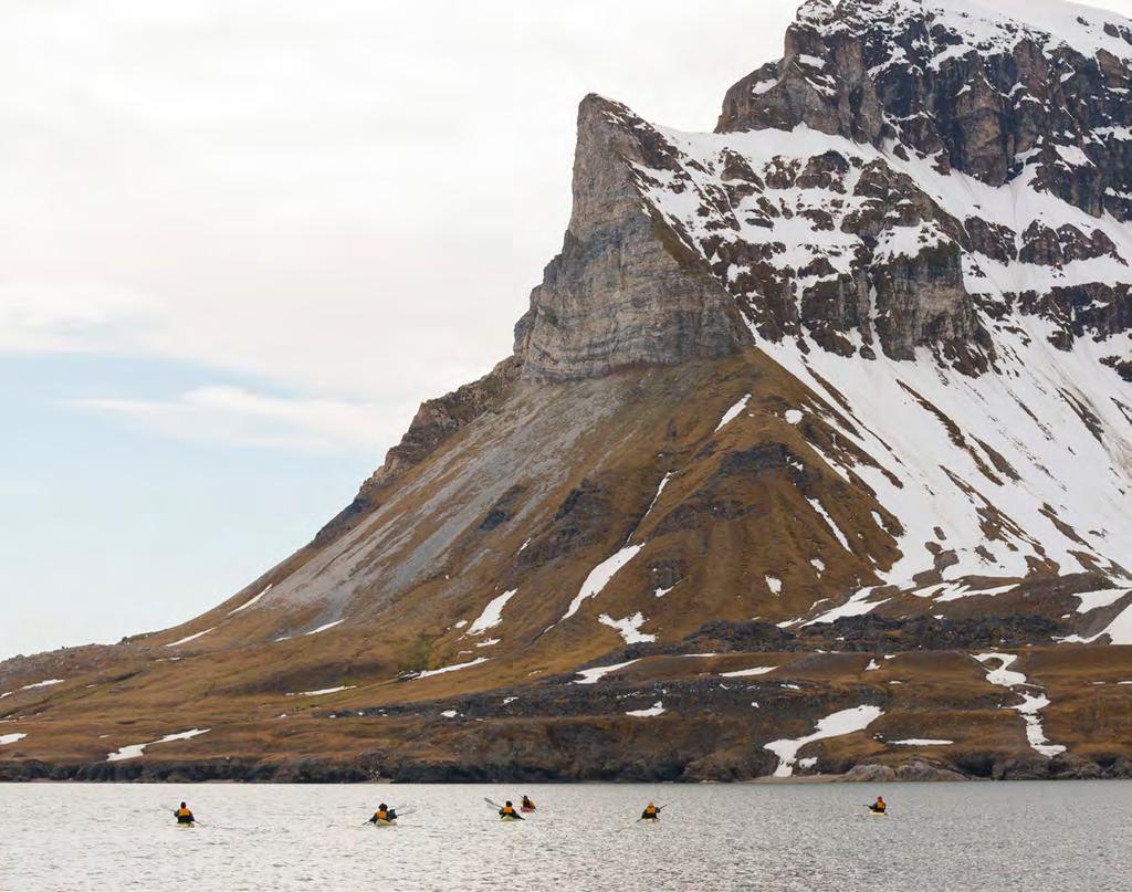 constant activity for your Expedition Team. Phippsøya and Isbukta are two of the bears preferred places for hunting, which translates into great potential for you to capture them in action.