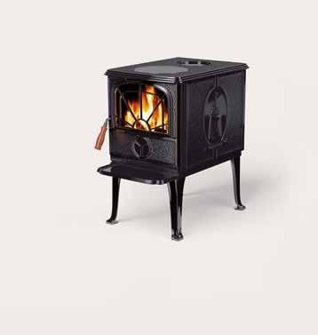 Fionn Drawing on successful designs from the past, this traditional box stove is one of only two in the Stanley collection, which offers an integrated hotplate.