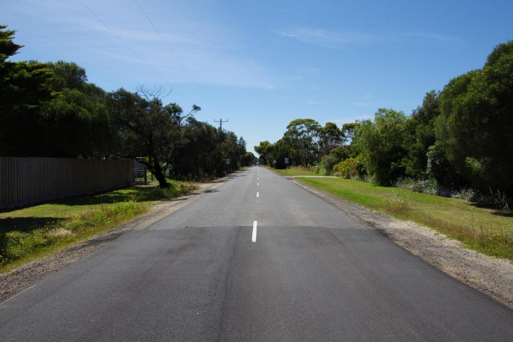 Existing Conditions 2.2.4 Boundary Road Boundary Road extends in an east-west direction from Charlemont Road to Ghazeepore Road and through the Horseshoe Bend Precinct.