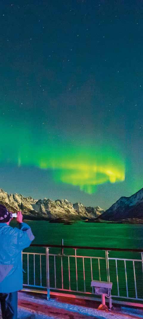 See the Lights... the Hurtigruten Way A FREE VOYAGE if the lights don t occur on your 12-day journey with us between 01 October and 31 March. Please see page 115 for full terms and conditions.