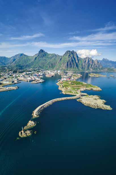 Norway Itinerary Price includes Flights to Leknes airport, returning from Svolvaer airport (via Oslo Gardermoen) 3 nights at Reine Rorbuer, Reine (Self Catering) 4 nights at Svinøya Rorbuer, Svolvaer