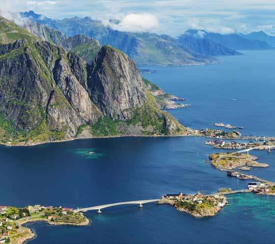 Norway Itinerary A scenic drive in Northern Norway Itinerary: 15 days / 14 nights Norway s National Tourist Routes are unique 18 drives that cover most of the country, and boast roadside stops that
