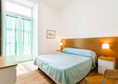 It is composed of a large living room with double bed, a sofa bed for 1, a table and chairs, a small fully equipped kitchenette, a bathroom with shower.