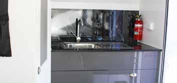» FEATURES EXTERNAL KITCHEN With an updated external kitchen design, the SC-Scout is equipped with slide-out SMEV 3 burner, hot or cold sink combination, pantry slide and offside additional