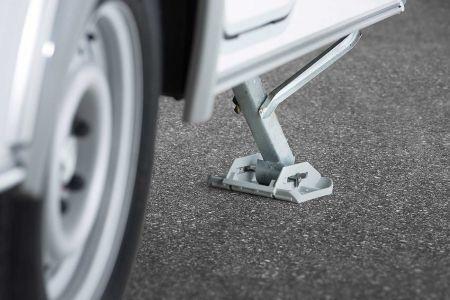 Its integrated towbar load indicator shows the nose weight of the caravan at a glance.