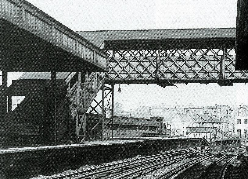 8 Underground News By the early-1950s, Willesden Junction (high level) was in a deplorable state and by the end of the decade the station was rebuilt.