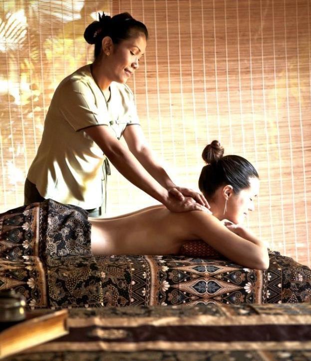 in the heart of indulgence & relaxation Just relax thanks to our services Enjoy the Club Med Spa by PAYOT* that combines the best treatments and massage techniques from around the world.