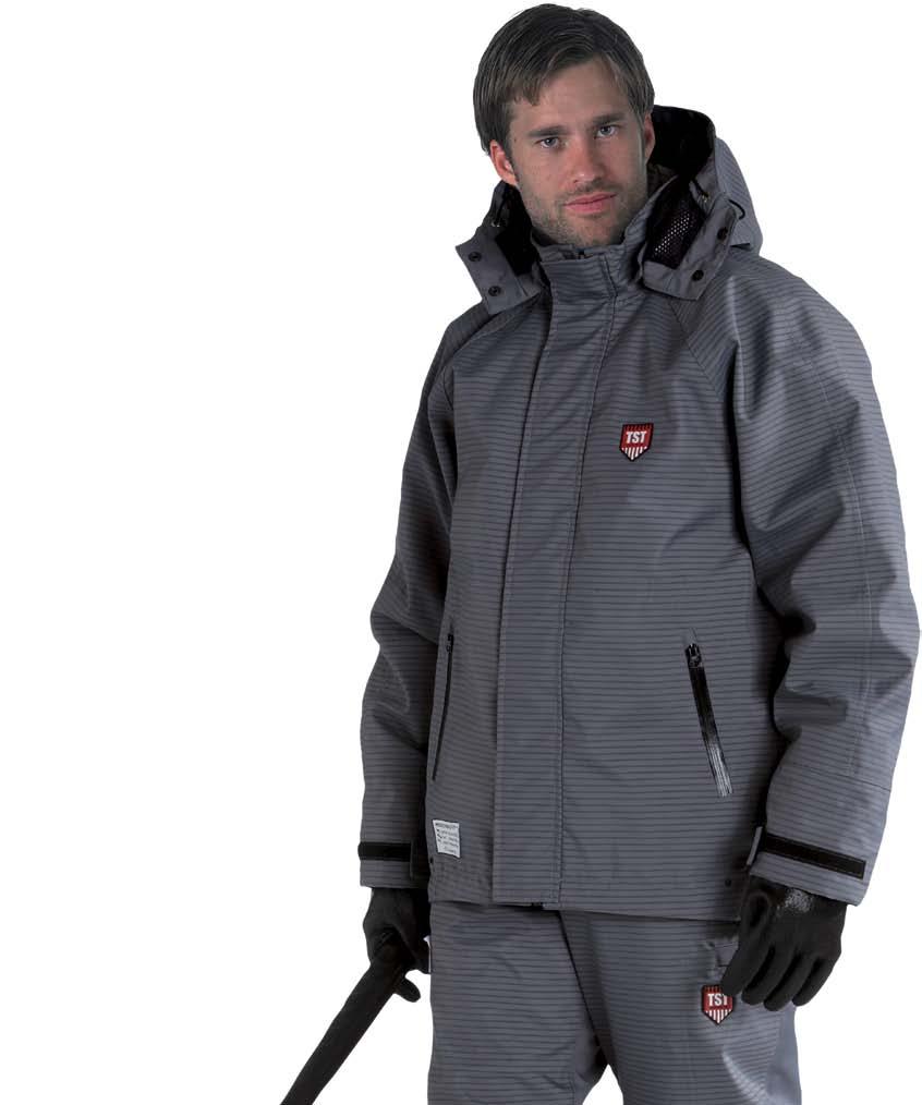 Openable ventilation in the armpits. 2 pockets with waterproof zippers. JACKET WITH HOOD 3-layer functional jacket which is CE certified for protection against High Pressure Cleaning.