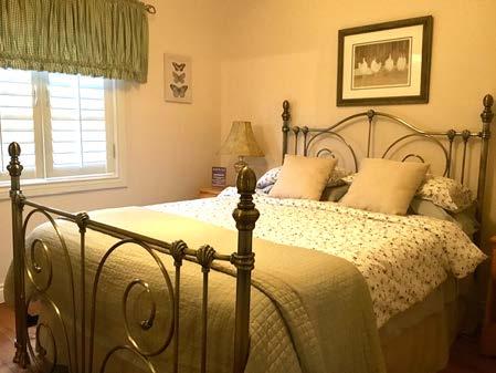 OUR GUEST ROOMS Oh So Suite Old-fashioned Queen size brass bed highlights this room with memory foam mattress, duvet and micro-beaded pillows for a perfect night s sleep.