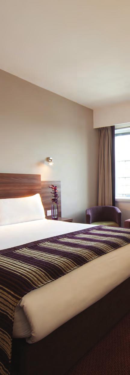 Special Hotel Rates 2015 Jurys Inn 80 Jamaica Street, Glasgow, G1 4QG Newly refurbished Jurys Inn Glasgow offers 321 stylish air-conditioned bedrooms with large comfortable beds, generous workspace,