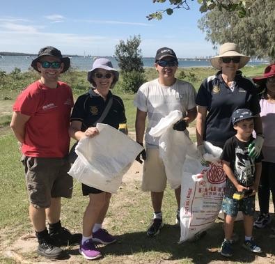 We joined a small team of around 12 volunteers from all walks of life who collected 10kg of rubbish, with the biggest single item we picked up being cigarette butts.