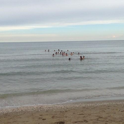 Most of the choir took a dip in the sea to cool off and we all enjoyed a picnic.