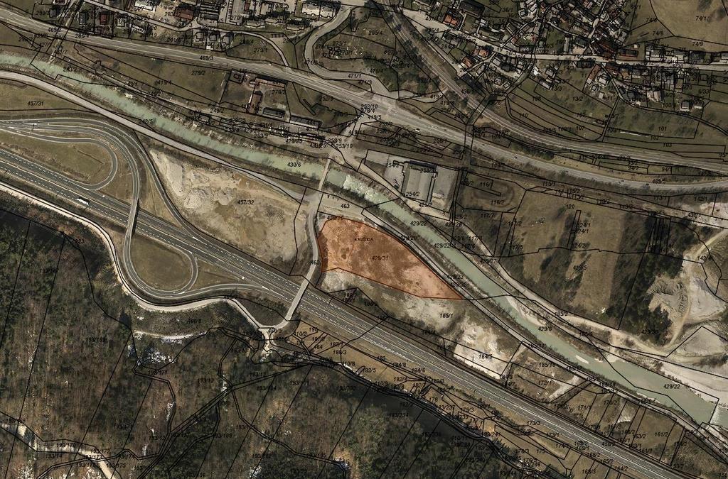 2. Plavški travnik II between the Sava river and the motorway Location description: The plots of land are located in the business zone Plavški travnik II less than 1 km from the motorway exit