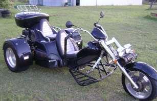 Comes with Garmin Zumo 660 widescreen motorcycle navigator.