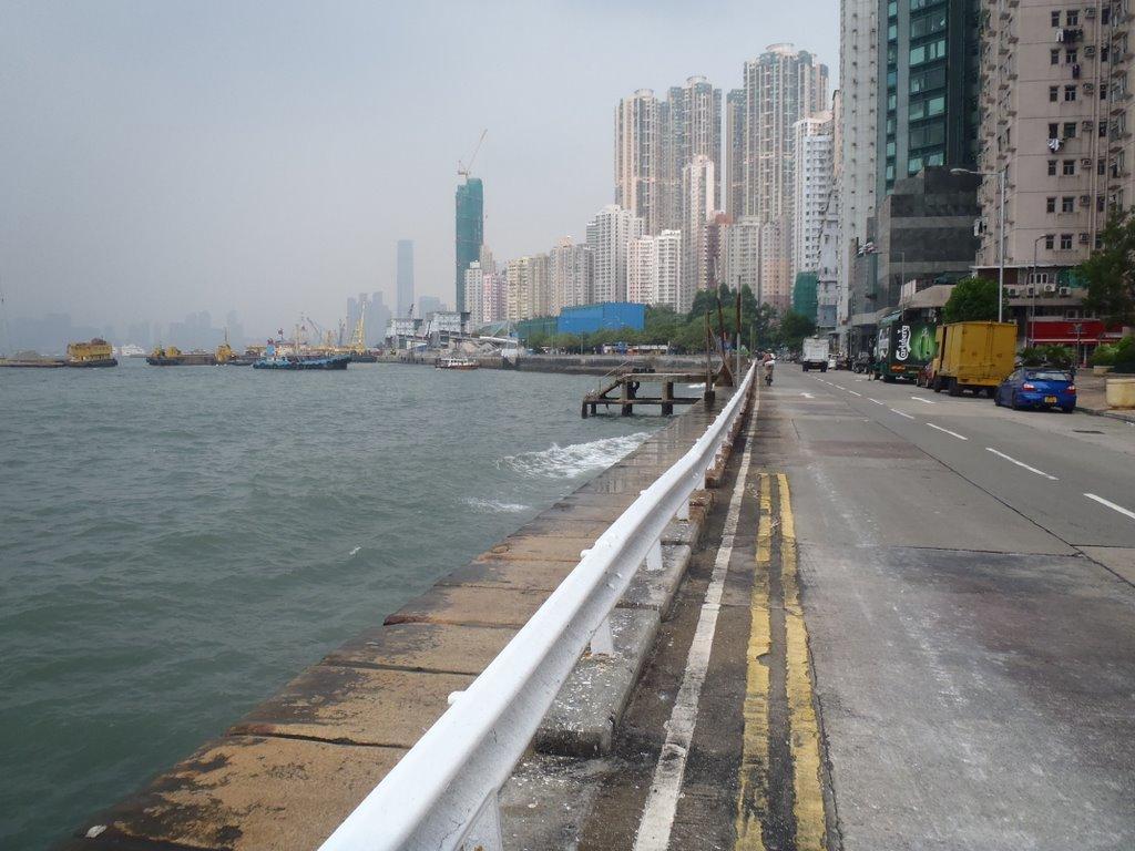 Kennedy Town New Praya Currently: Road along waterfront Proposed: Install public