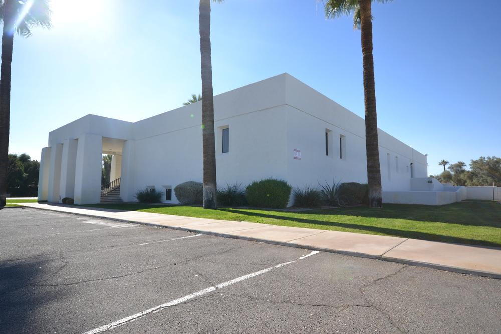 Property Description PROPERTY OVERVIEW SVN is pleased to present the listing for sale of 810 W. Bethany Home Rd., a 15,304 SF two story office building at 7th Ave. and Bethany Home Rd.