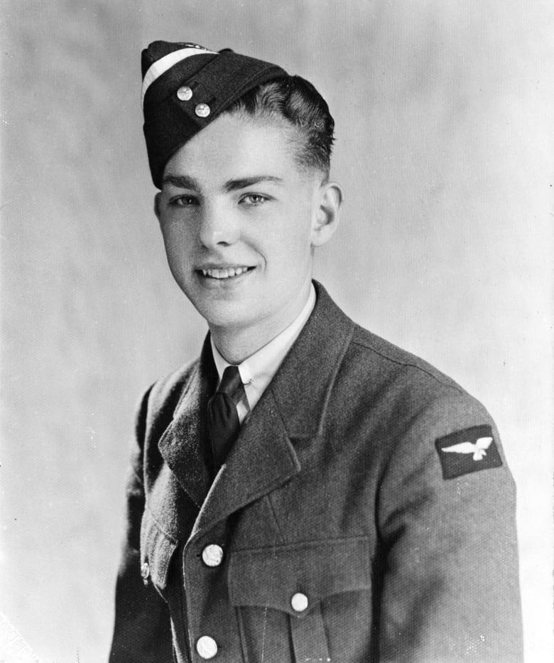 Leading Aircraftman Karl Gravell was posthumously awarded the George Cross for bravery after his training aircraft crashed near Big Springs School north of Calgary in 1941.