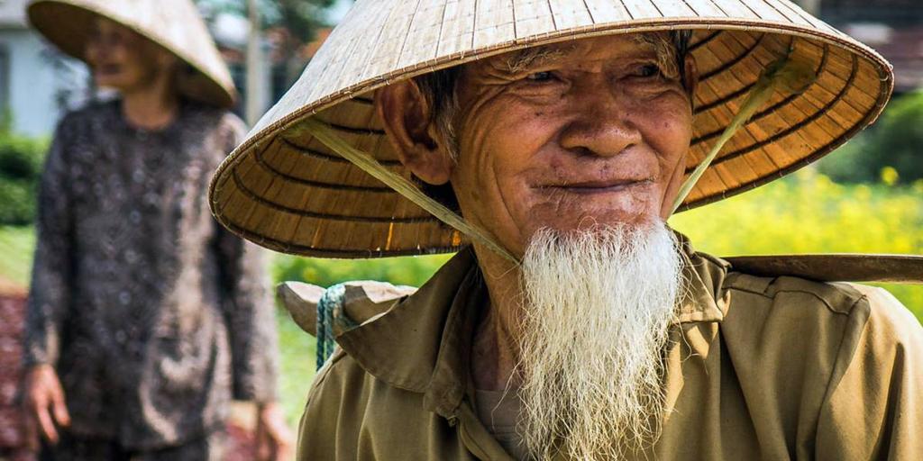 10 days Hanoi to Ho Chi Minh City From charming Hanoi with its fading colonial architecture and national monuments, to the spellbinding scenery of Halong Bay and bustling Ho Chi Minh City on the edge