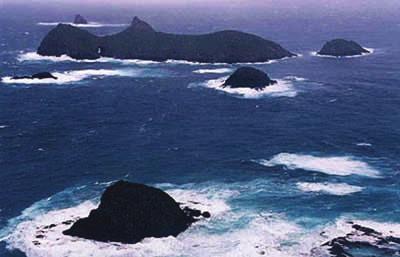 cliffs and spectacular mountain bases. Pass close by the Admiralty Isles with the thousands of sea birds which nest there.