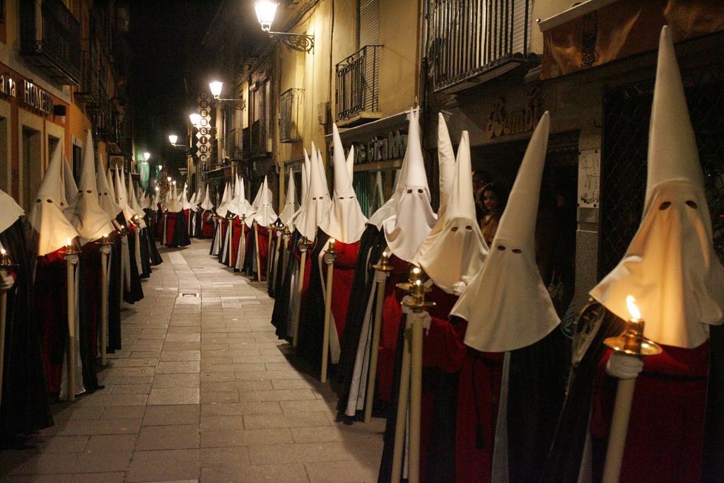 Christmas is a traditional holiday in Spain, it is celebrated in joyful meetings