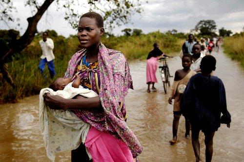 Thousands of people had to flee their homes and their land when floods struck Uganda in 2006.