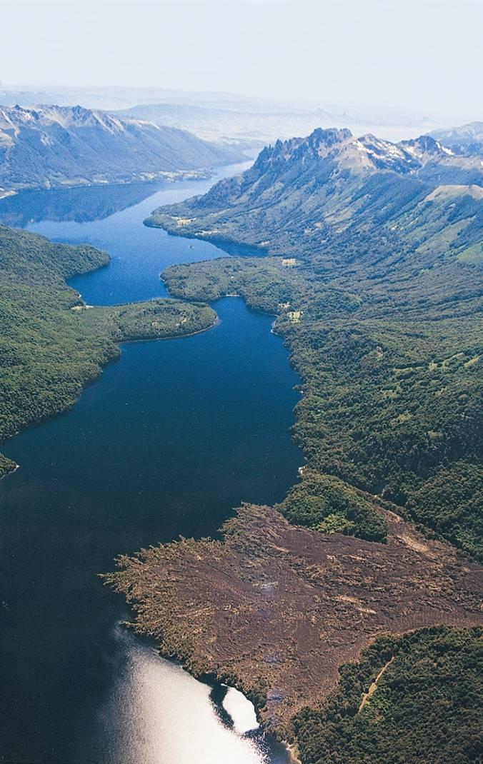 Lahuen Co, Termas de Epulafquen Lanín National Park Patagonia Argentina Getting to Lahuen-Co Closest international airport is Bariloche (BRC), which is also hub to the most attractive spots of