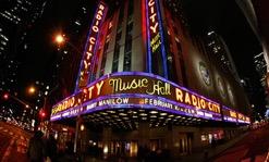 CARNEGIE HALL TRIP 2016 SUNDAY, JUNE 12, 2016 Day 3: Broadway Radio City Music Hall Tour, Times Square, and Wicked on Broadway Sunday we experience professional theater in New York City.