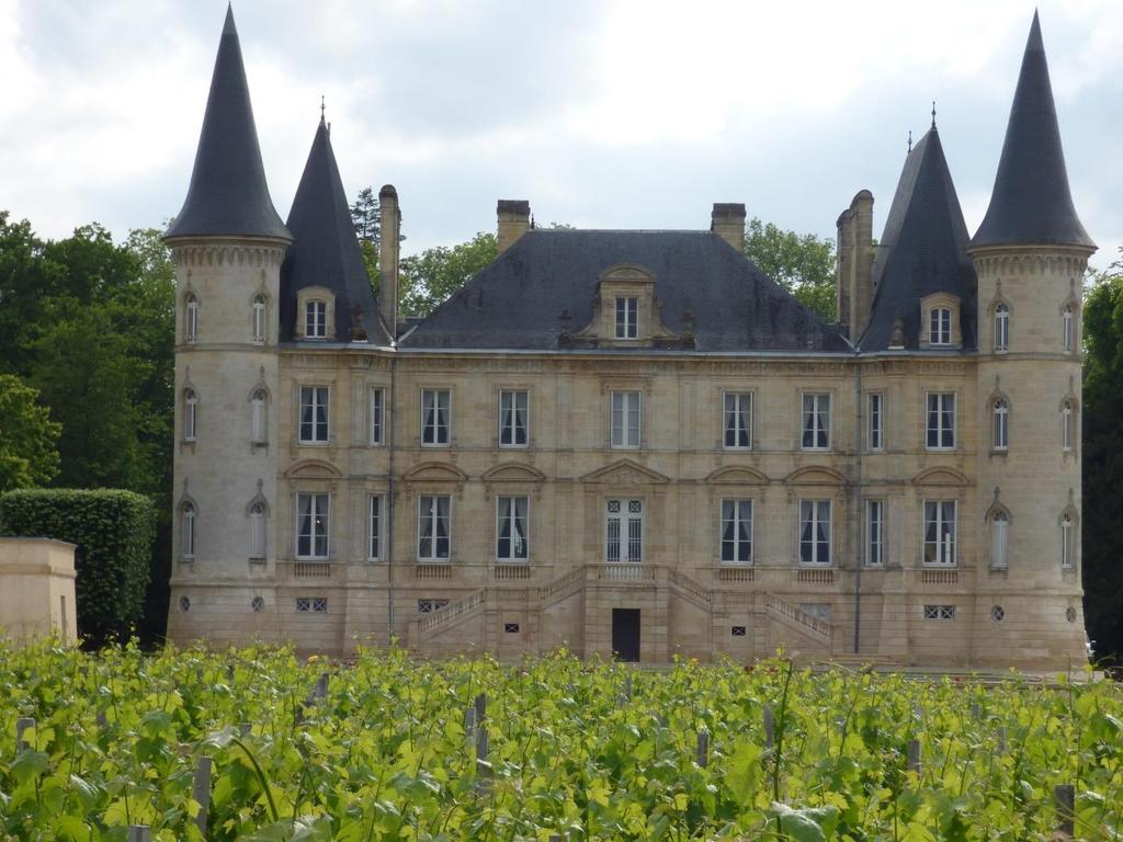 Outline Itinerary for Proposed Private Wine Tour For The Wine Society Dining Club To Left Bank, Bordeaux in 2018 Day One: Meet British Airways flight that lands Bordeaux Airport at 09.