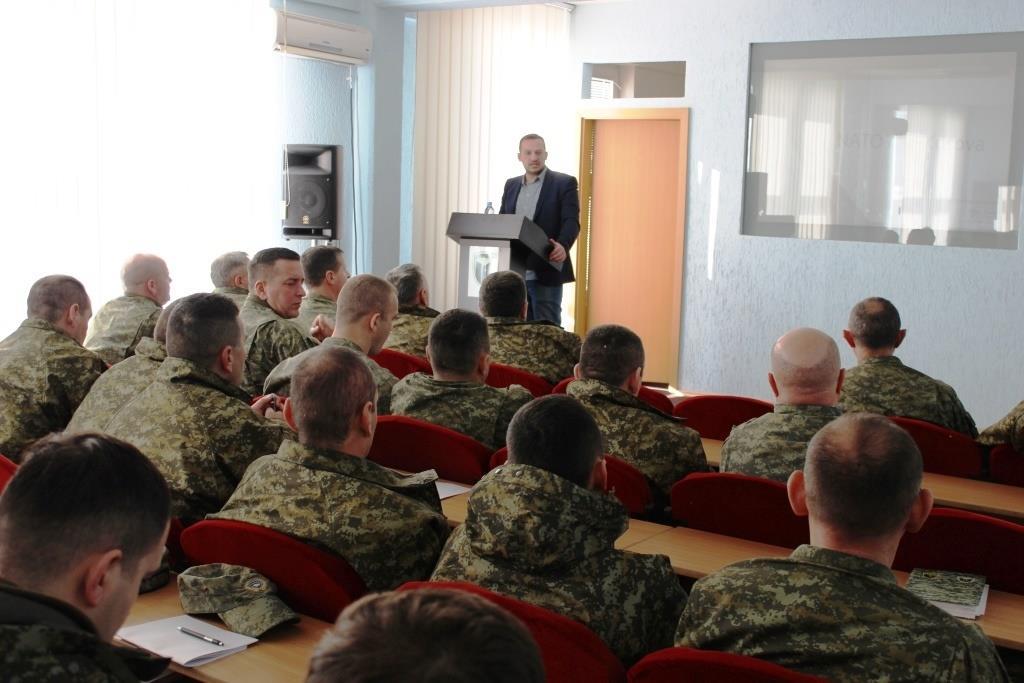 And in the past command of doctrine and training had agreement of cooperation with education and security institutions, and this cycle is only the continuation of this cooperation coordinated by