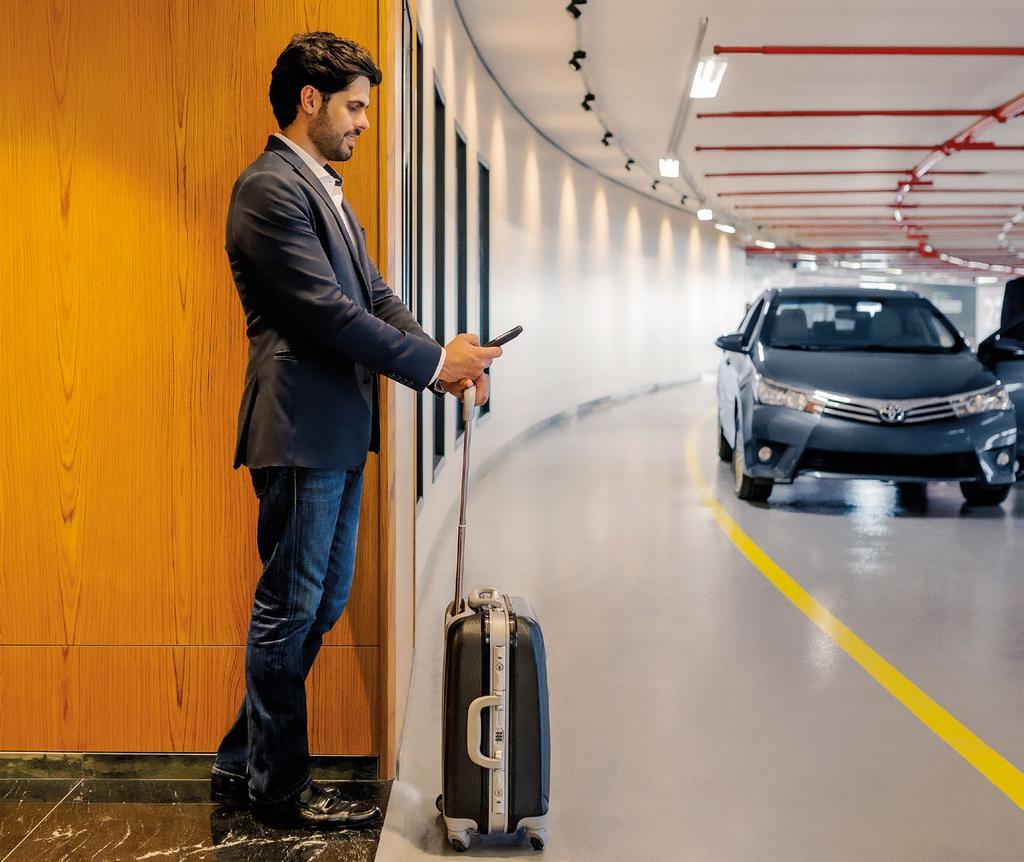 8 Exclusive Experience & Hospitality Pre-Booked Parking Convenient parking at the airport s dedicated premium parking level.