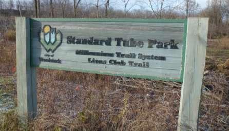 5.6 Park Names, Trail Names and Entrance Signs The fact that the park system is made up of two adjoining parks with different names has been a point of confusion over the years.