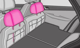 58 Sjedenje i odlaganje Kod vozila s djeljivom stražnjom klupom* možete preklapati stražnja sjedala i pojedinačno.