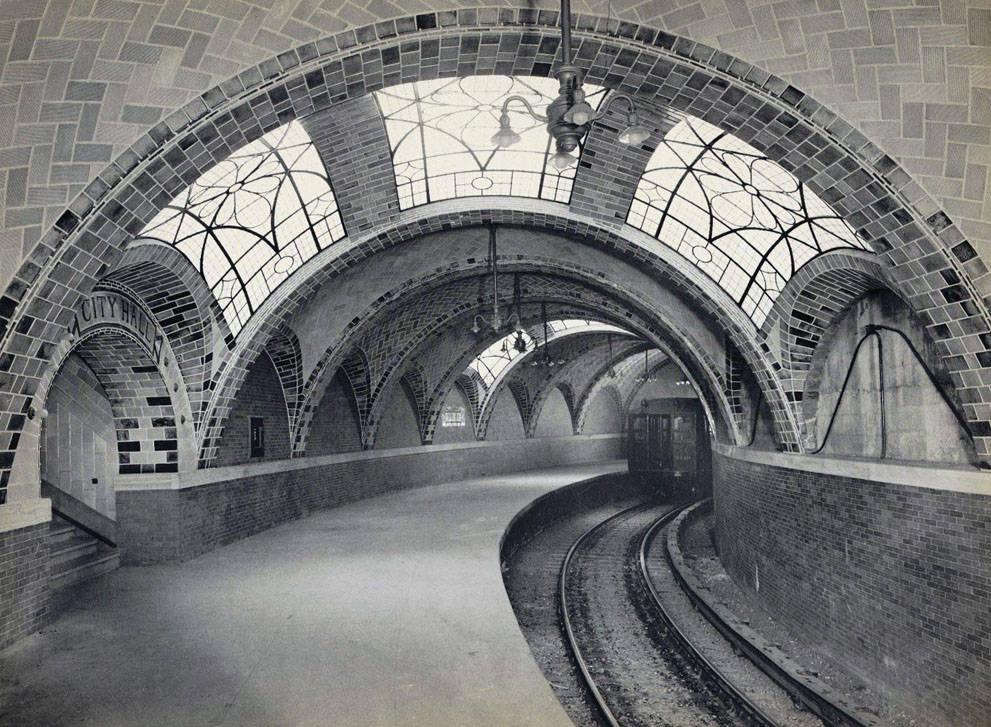 Original City Hall subway station,
