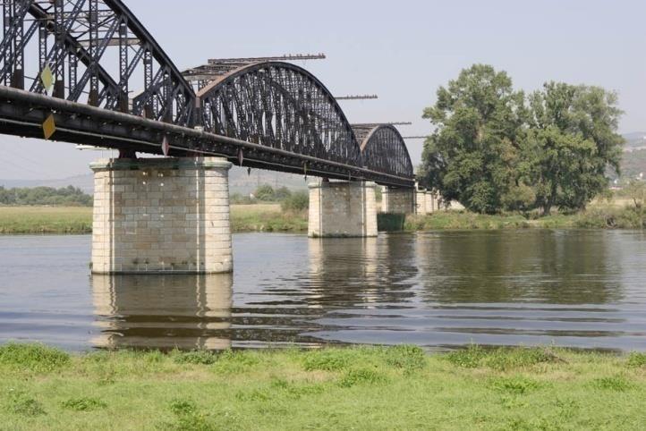 CZE Rekonštrukcia železničného mostu ponad rieku Labe,
